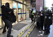 松山警安維防搶暨快打演練 守護民眾安心過好年 圖/台北市政府