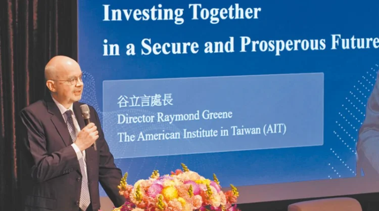 國戰會論壇/王崑義》「自由不是免費」 武器交貨可以跳票? 圖/翻攝網路