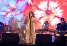 李竺芯開唱突點名「最大金主」!超狂真實身分曝光 母女同框合唱