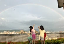 愛,讓我們成為一家人 中市社會局招募寄養家庭