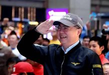 卓榮泰的「包機赴日」比「包機撤僑」重要,台灣人性命不值錢?