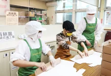 再耕園庇護工場公益喜餅傳遞幸福溫度 三指歌手蔡佩芙婚禮首選