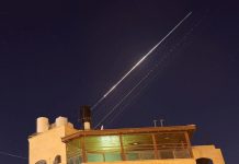 中東戰火升級 伊朗集束彈襲擊以色列報復首長喪生 圖/翻攝網路