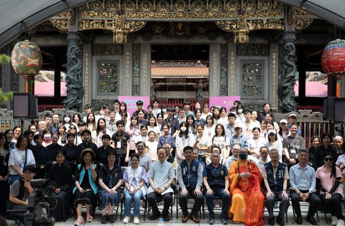 09f7a77b-626f-4f2b-ad61-94377603a504