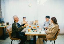 巫啟賢西門町彈唱開場 被劉文正挖掘成關鍵轉捩點