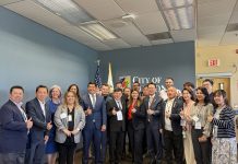 台積電之外的台灣下一步 台灣學聯率考察團直擊亞利桑那「四城系統」