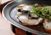 三峽山中美食之旅 現撈鱘龍魚鮮上桌