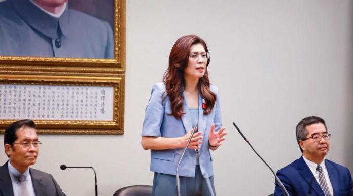 圖/取自鄭麗文臉書