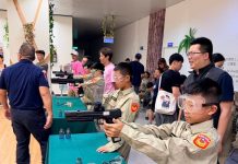 敦化少棒隊參訪嘉義市警局 寓教於樂深化防暴打詐觀念