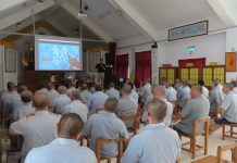 《台灣超人》走進南監明德戒治分監 盧興國以「情境治療」打造收容人模擬自主管理