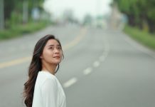 《農曆三月二十三》白沙屯媽祖進香實景拍攝 方琦走入白沙屯的香燈腳人群中不斷被淹沒