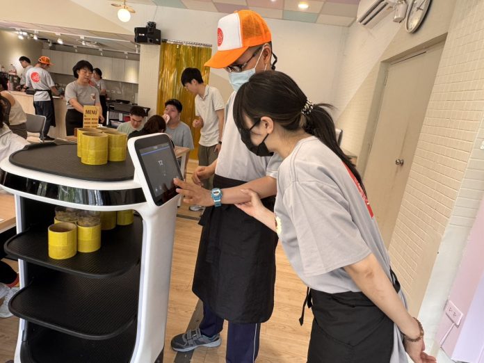 d9c30653-3e70-4015-ac9a-9e9daa49f8f6