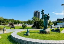 豐樂雕塑公園54件雕塑作品啟動年度保養 中市建設局:專業修復重現戶外藝術風采